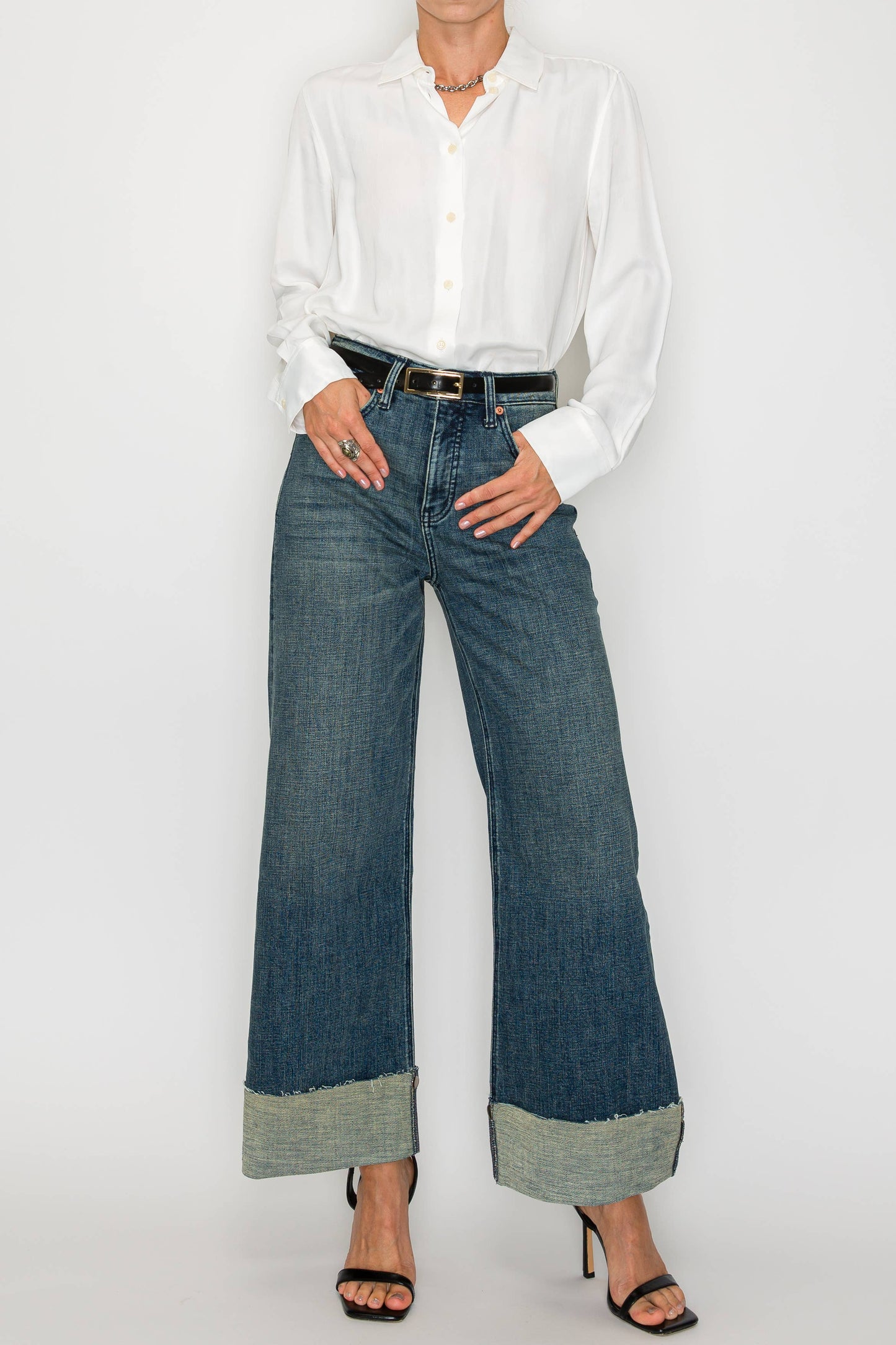 TUMMY CONTROL CATTLE CUFF DENIM