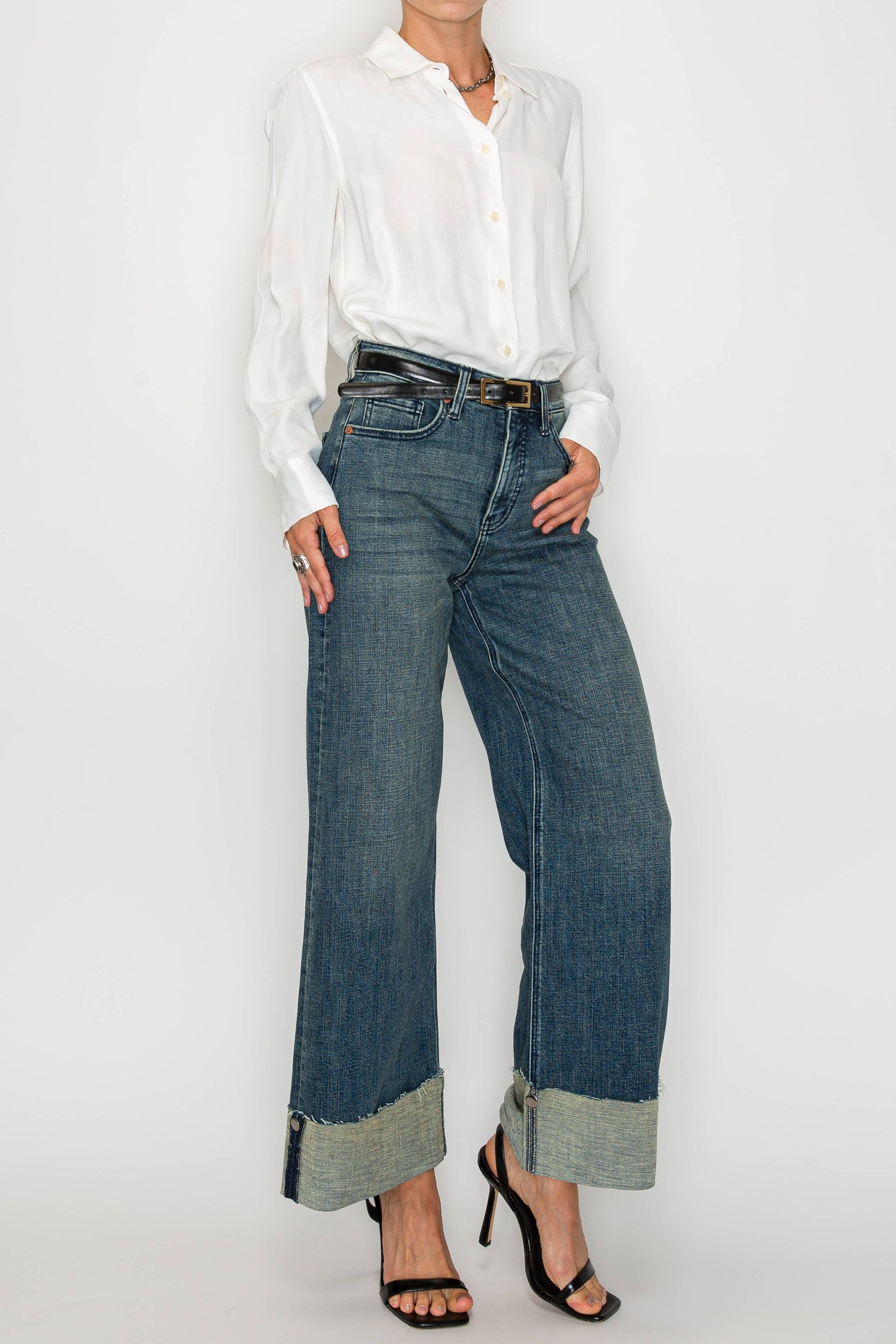 TUMMY CONTROL CATTLE CUFF DENIM