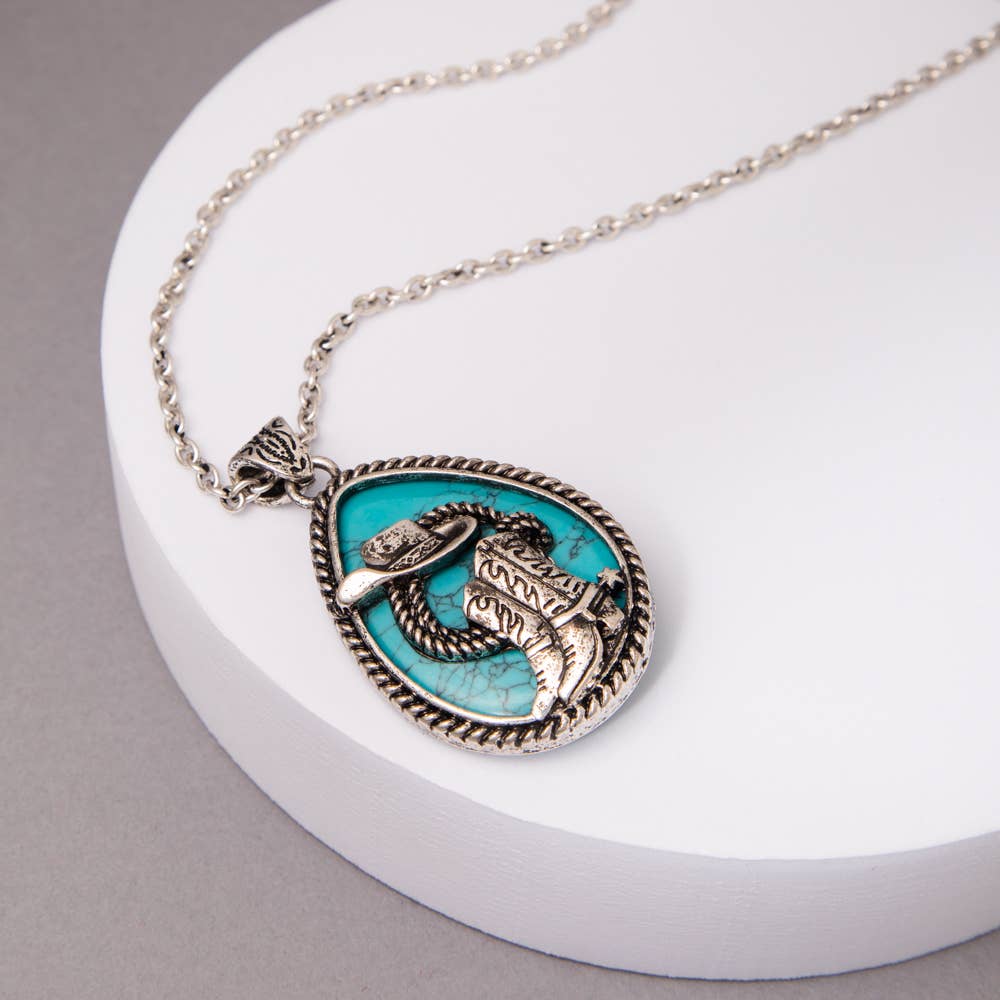 Cutout Pendant Necklace
