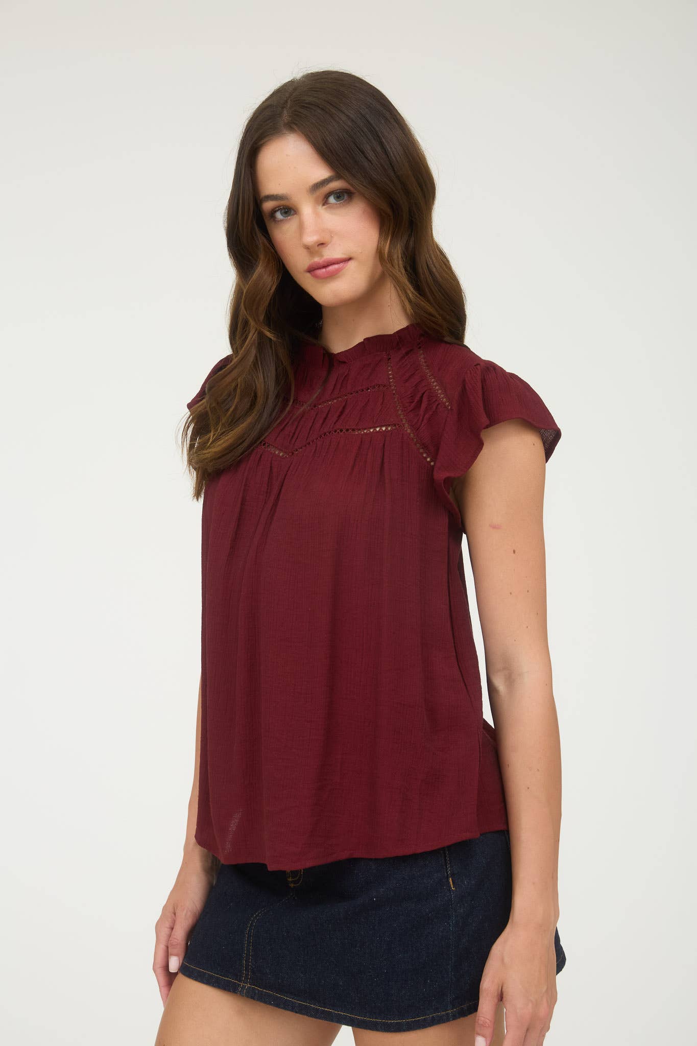 BERRY LACE BLOUSE