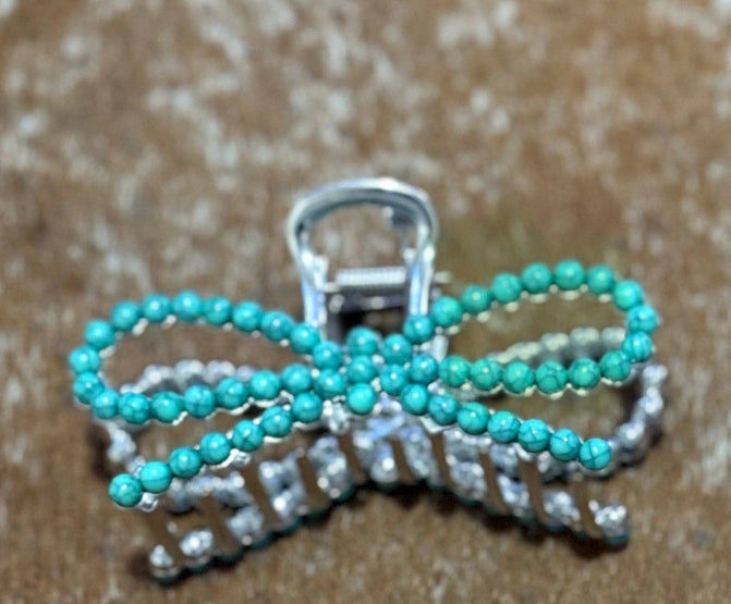 Faux Pearl Bow Clip