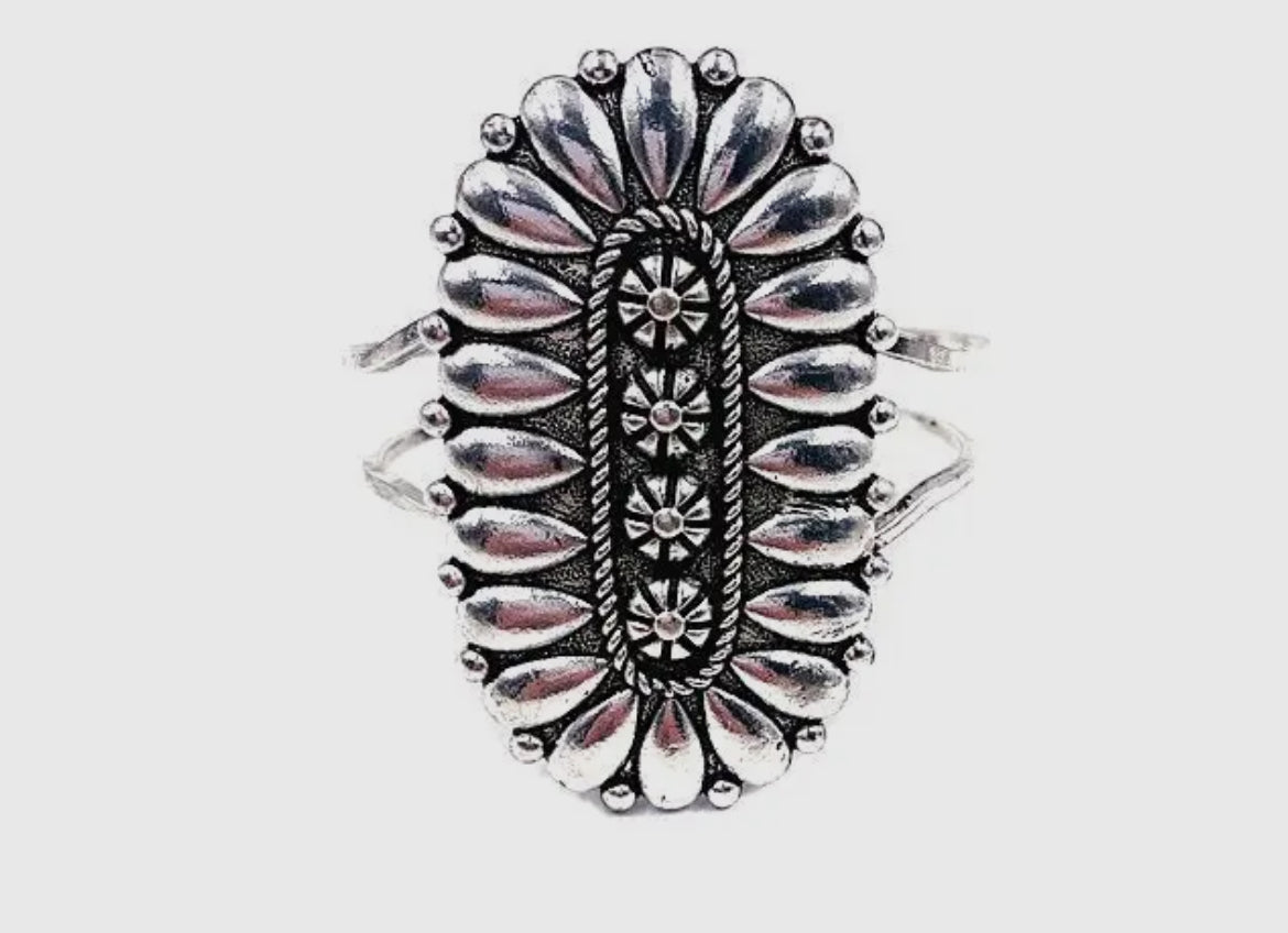 Cuff Ring