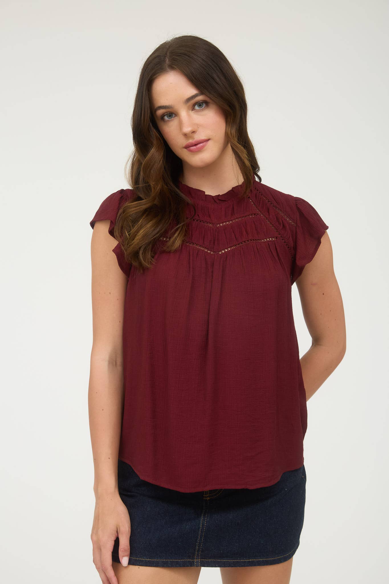 BERRY LACE BLOUSE
