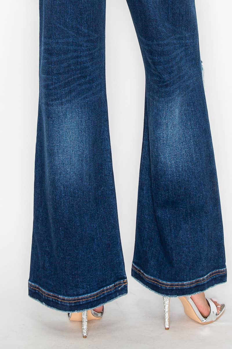 ULTRA HIGH RISE RELAXED FLARE JEANS