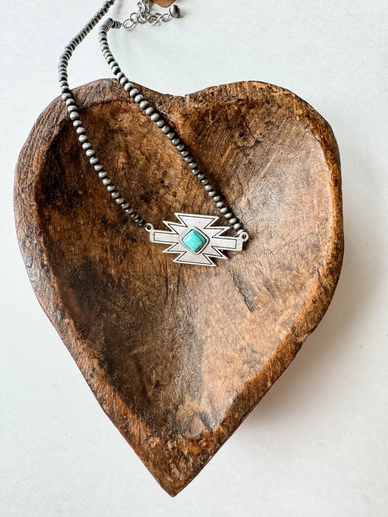 AZTEC PENDANT NECKLACE