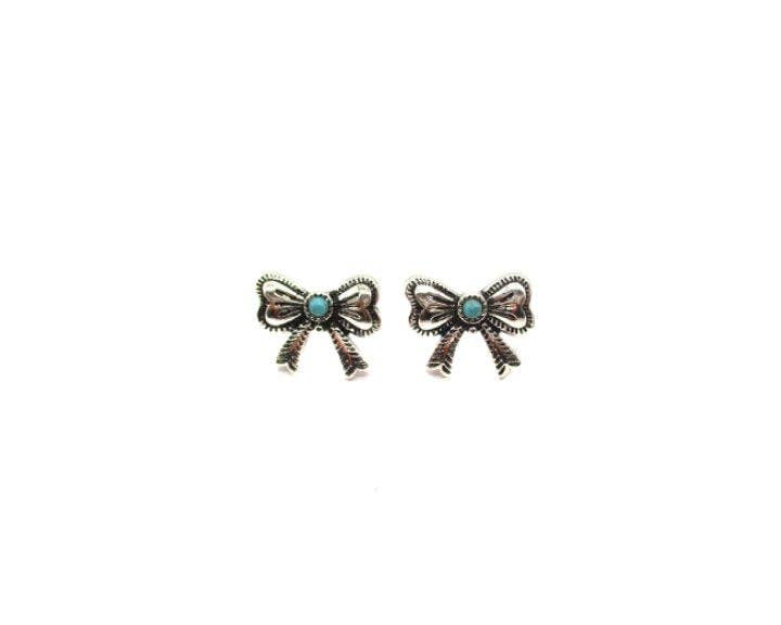 Ribbon Stud Earring