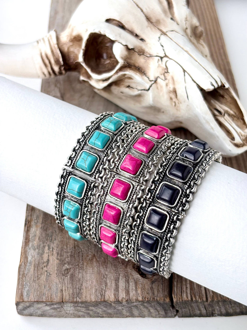 STONE STRETCH BRACELET