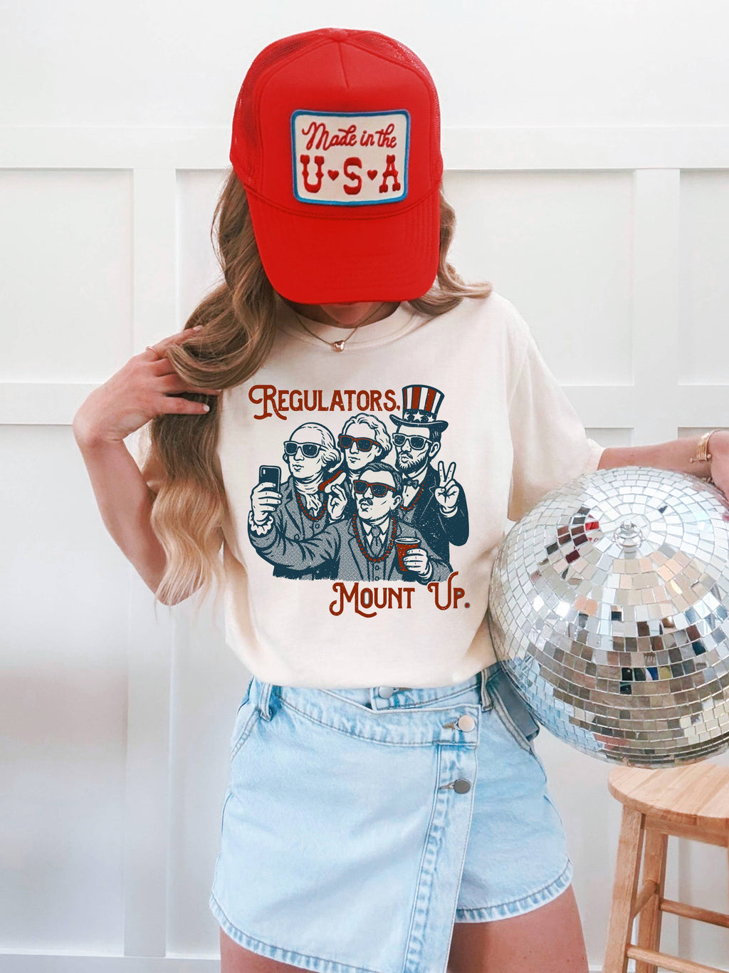 REGULATORS MOUNT UP GRAPHIC TEE
