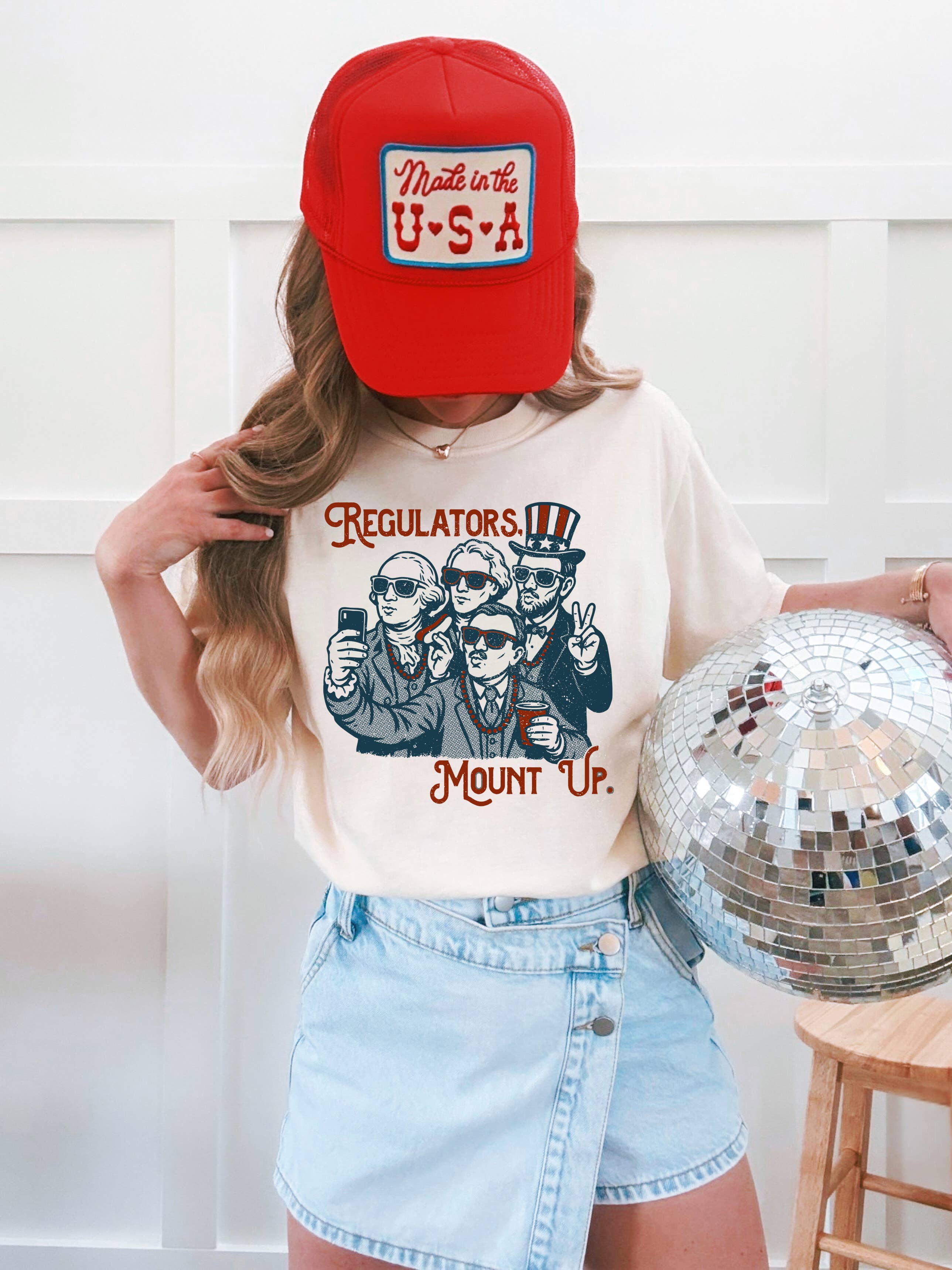 REGULATORS MOUNT UP GRAPHIC TEE