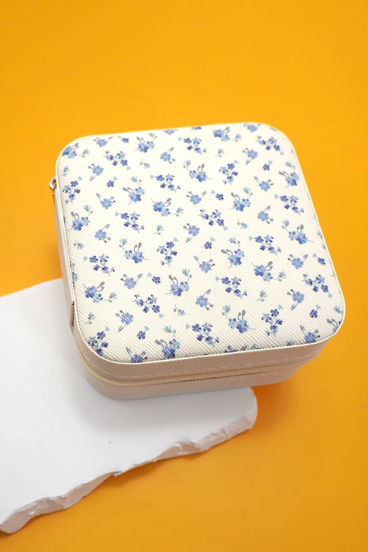 JEWELRY BOX
