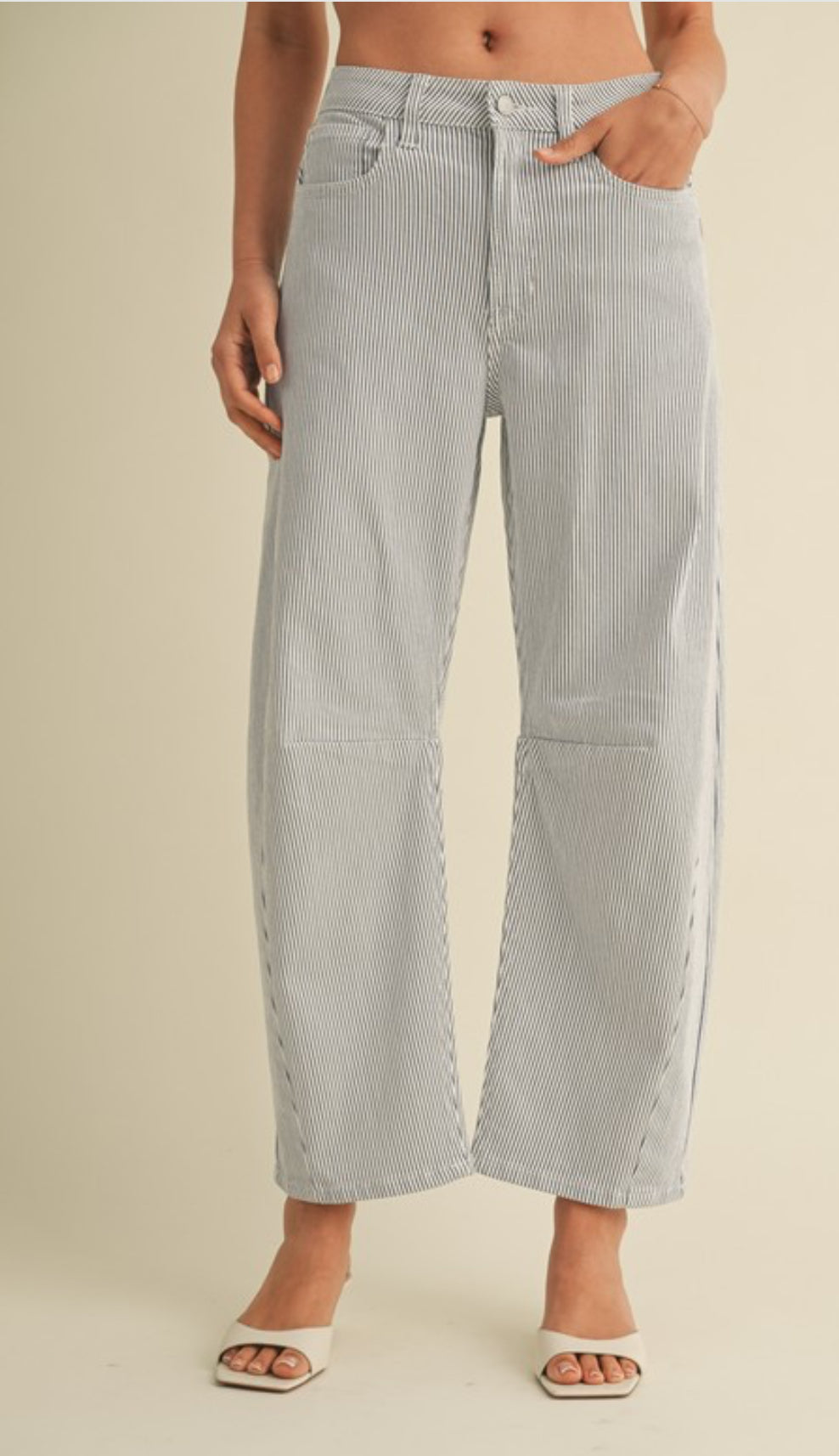 STRIPE LANE BARREL JEAN