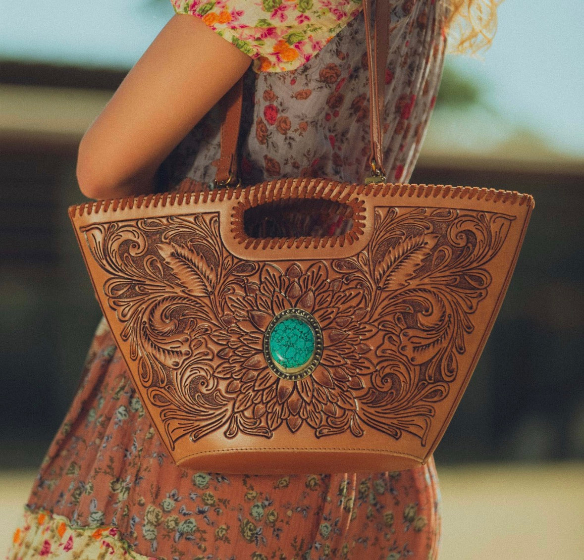 DESERT MARIGOLD BUCKET BAG