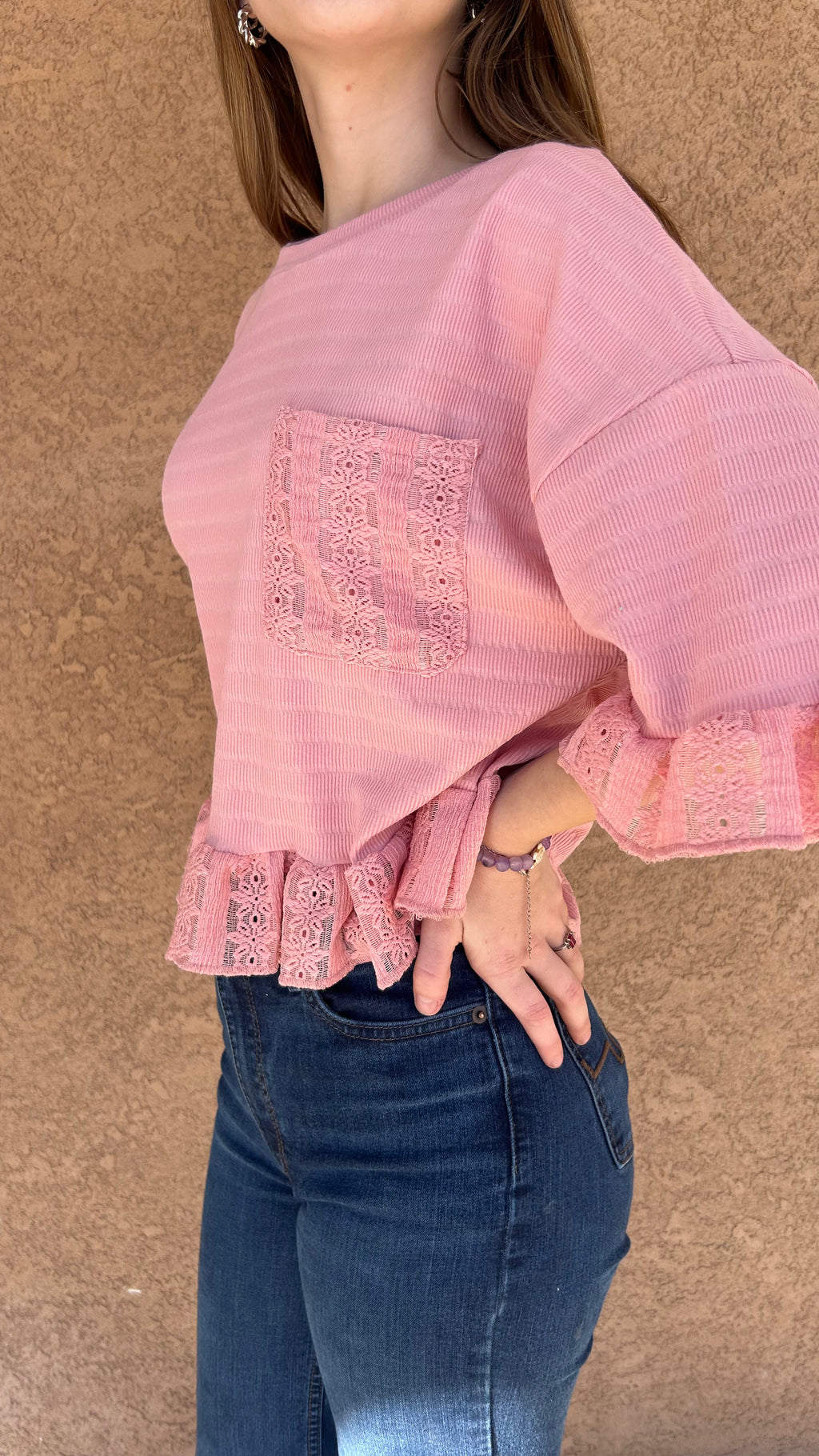 SOFT SUNSET LACE TOP