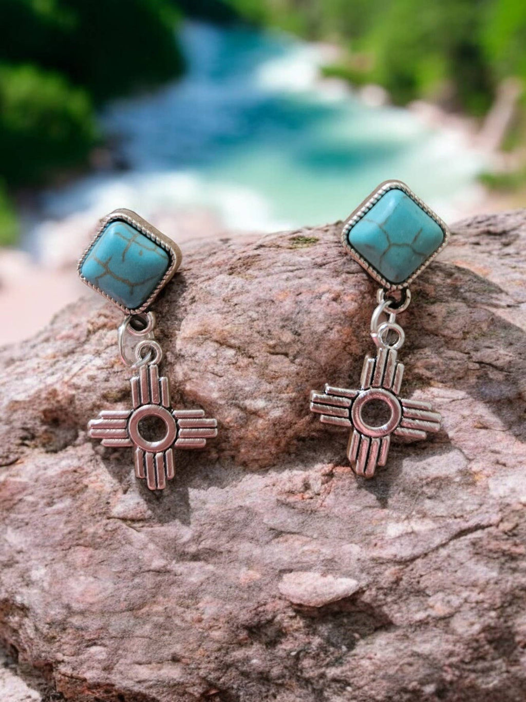 Zia w/ Simulated Turquoise