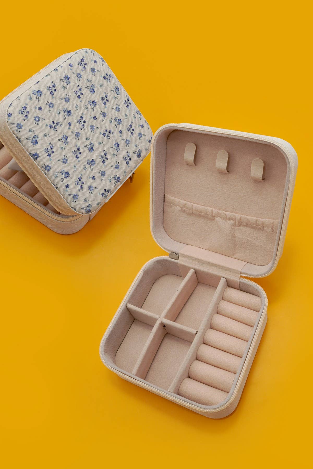 JEWELRY BOX
